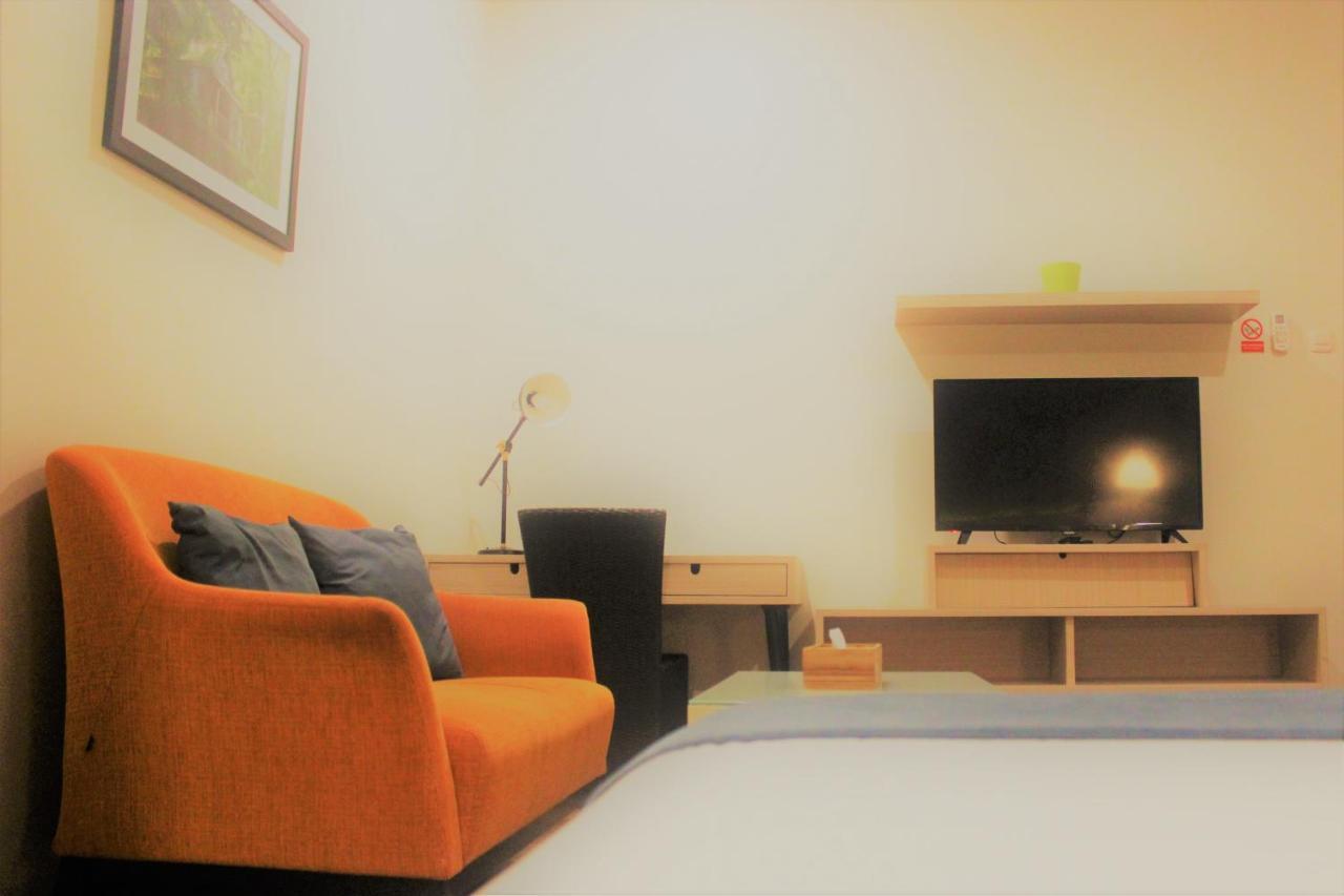 Treehouse Suites - Boutique Serviced Apartment Джакарта Экстерьер фото